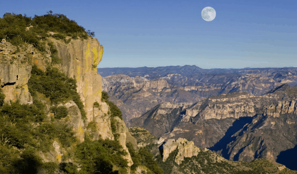 barrancas del cobre trails mexico